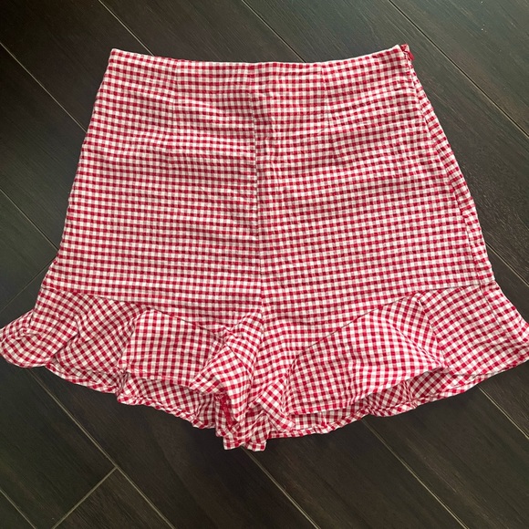 NWT Zara high-waisted Gingham frilly Shorts! - Picture 3 of 9